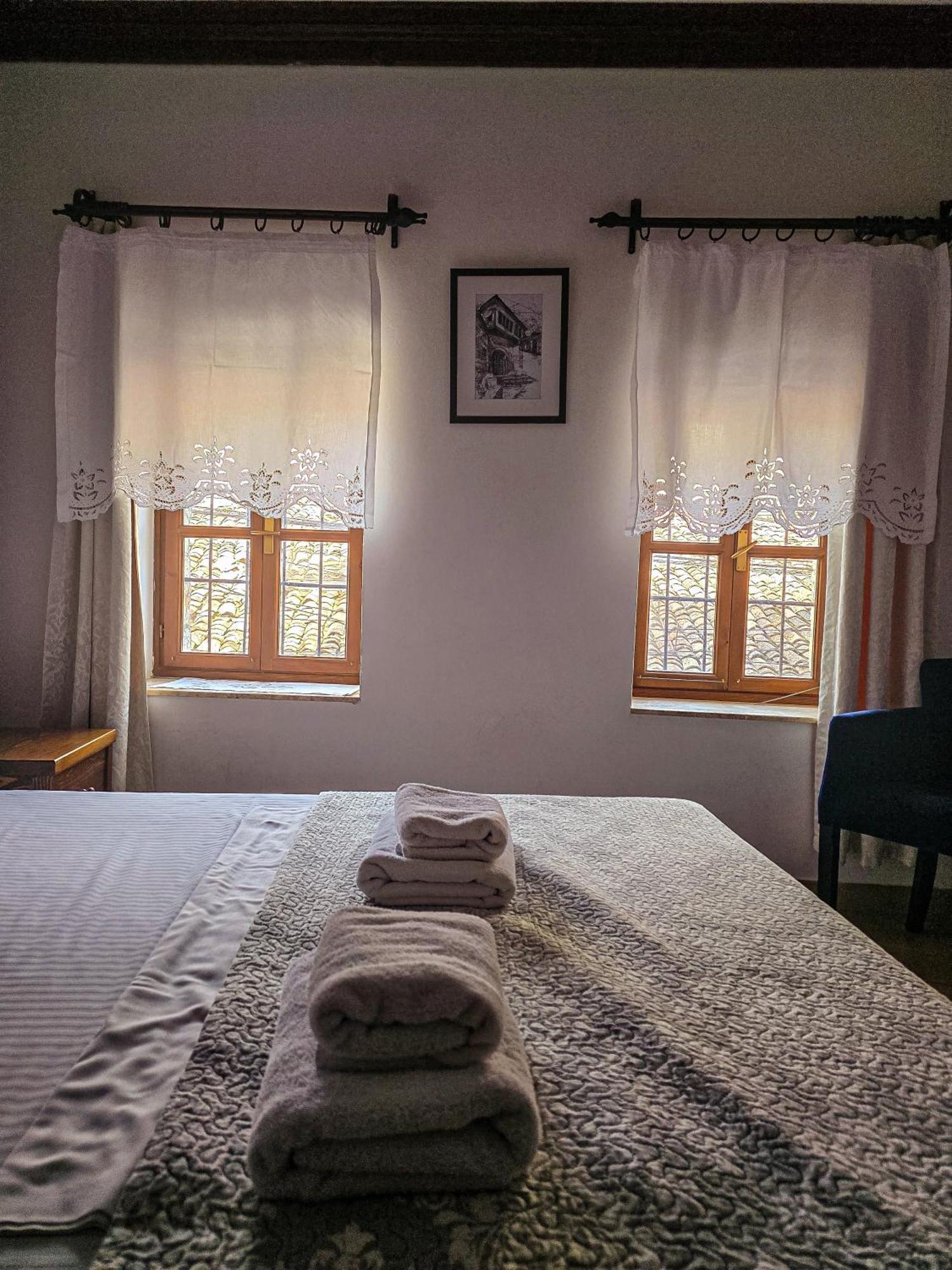 Hotel Gorica - Unesco Quarter Berat Esterno foto